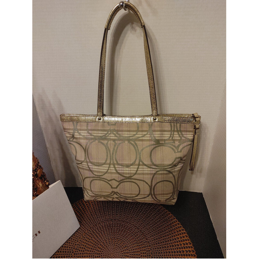 Coach Signature Plaid Cream Lavender Tote F17474 - Picture 5 of 9